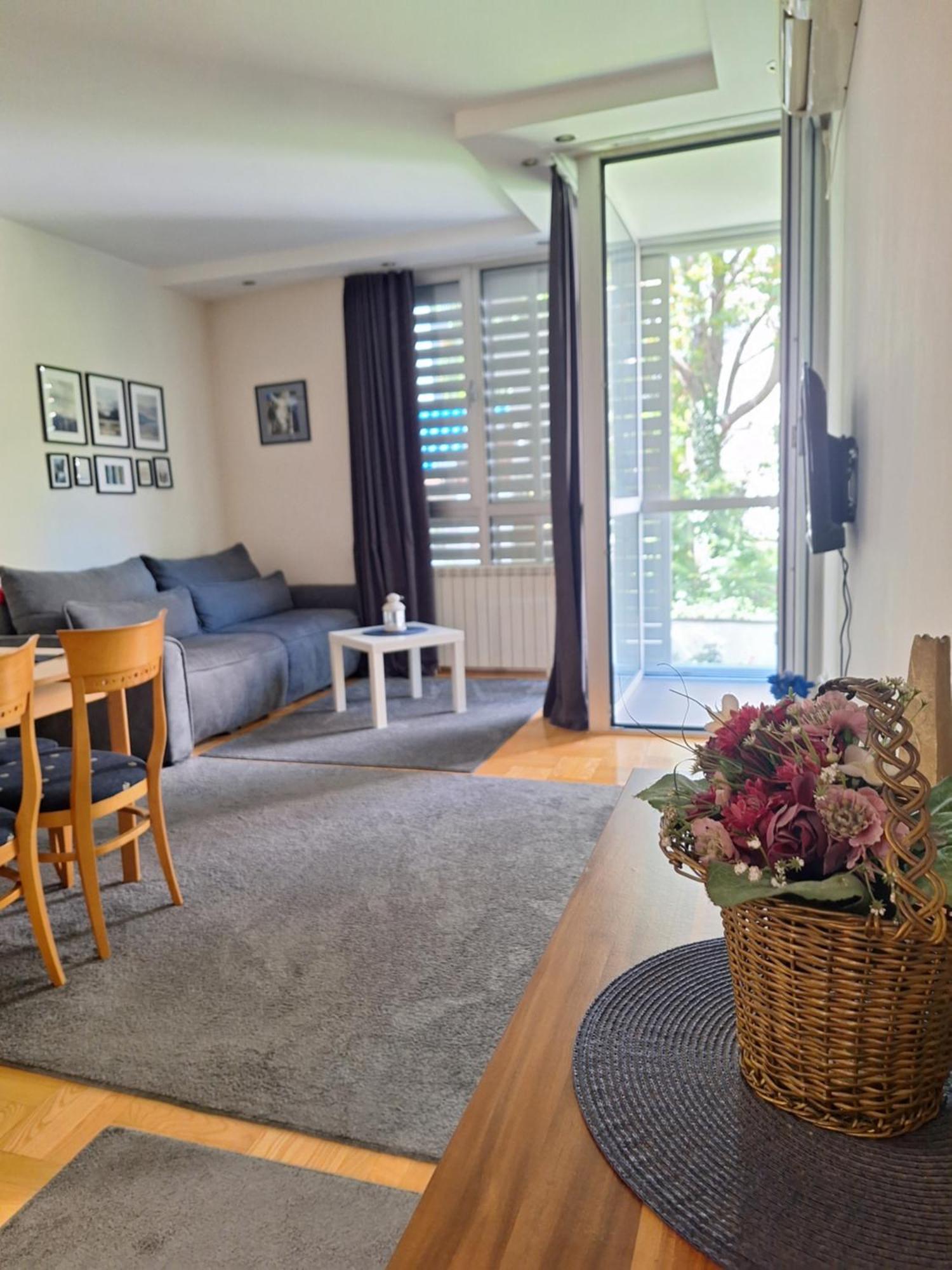 Apartment Temple 11 Белград Екстериор снимка